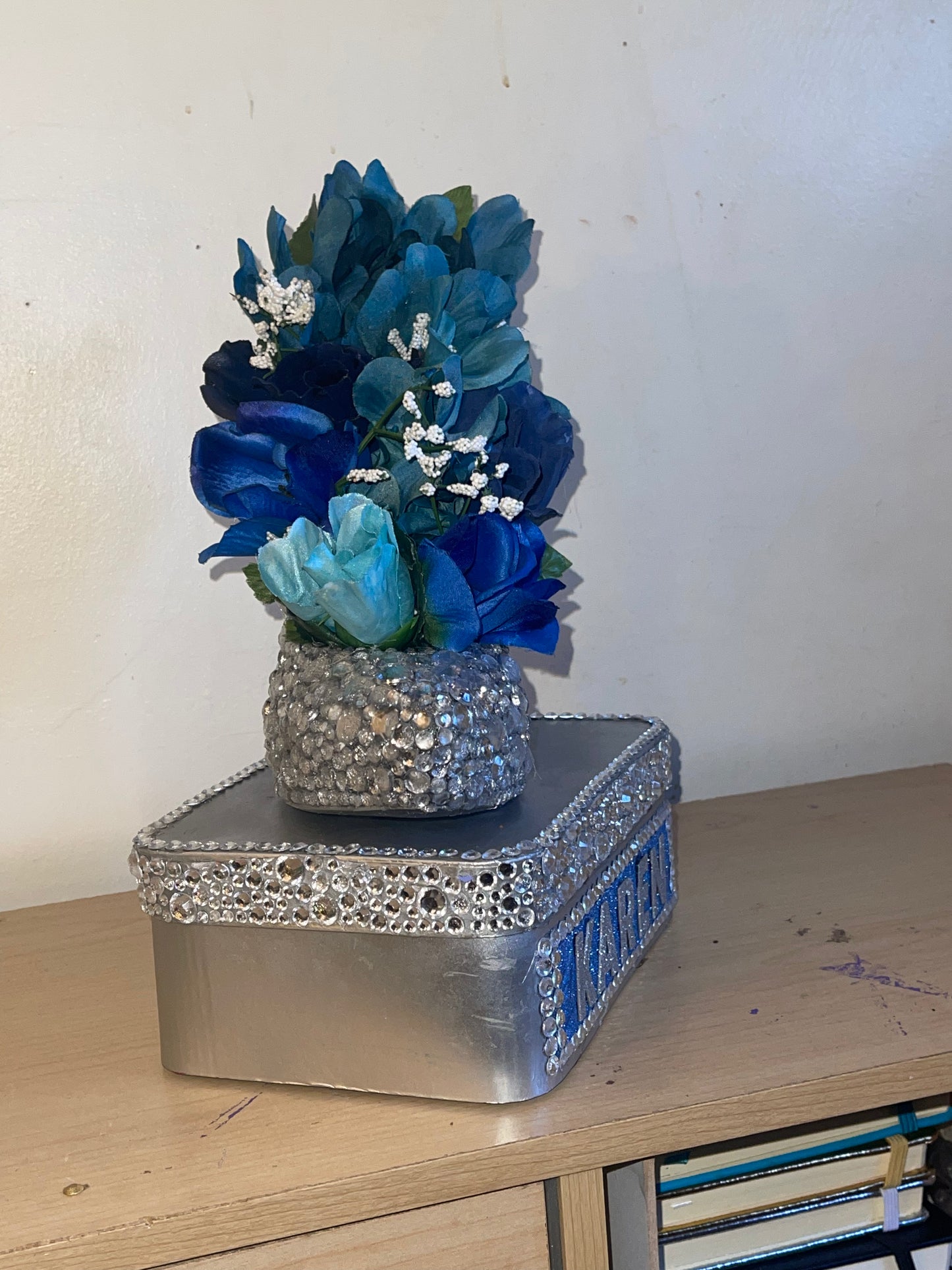 Floral arrangement High Heel Shoe (Stiletto) Artificial Floral Arrangement (Centerpiece)